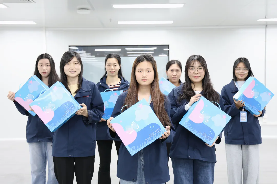 Ů��ڣ���ʯ��ƹ�������������ݡ���ױ��������